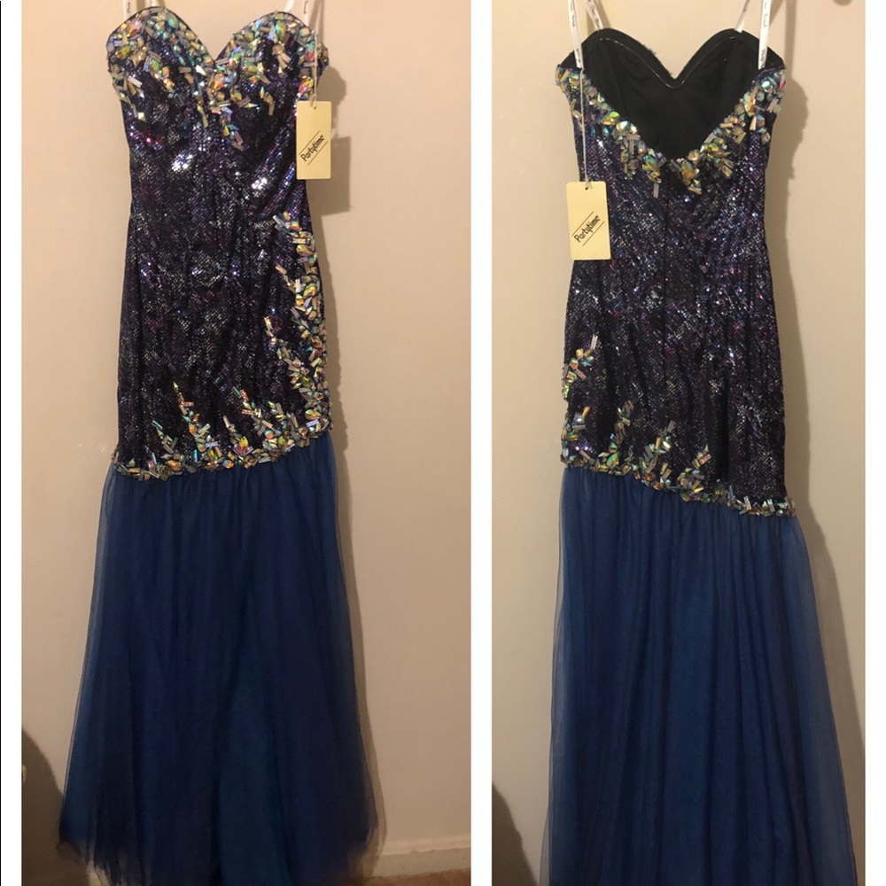 Formal prom dress strapless size 2